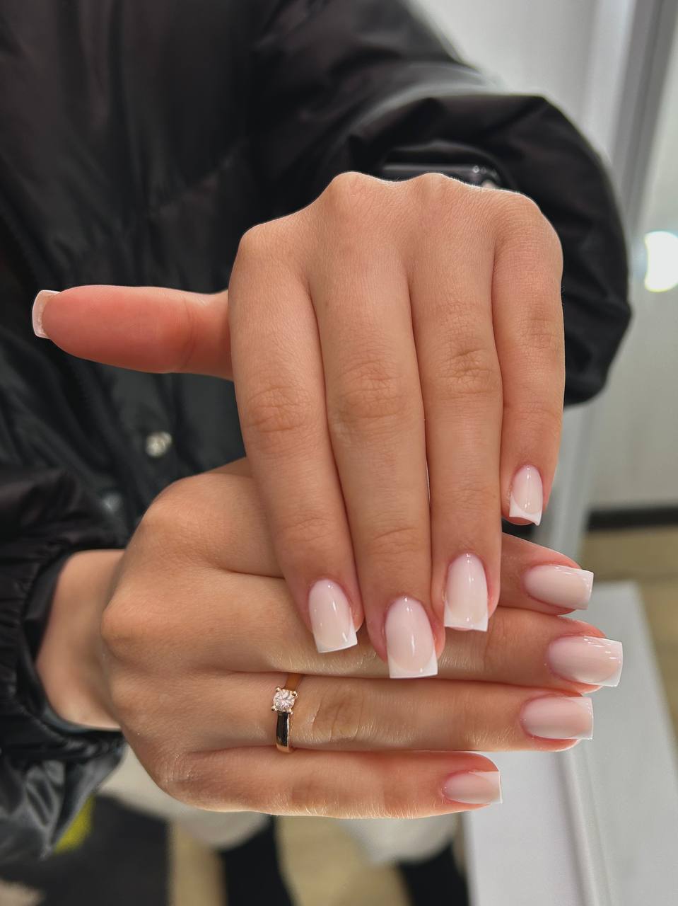 Ніжний френч з каблучкою