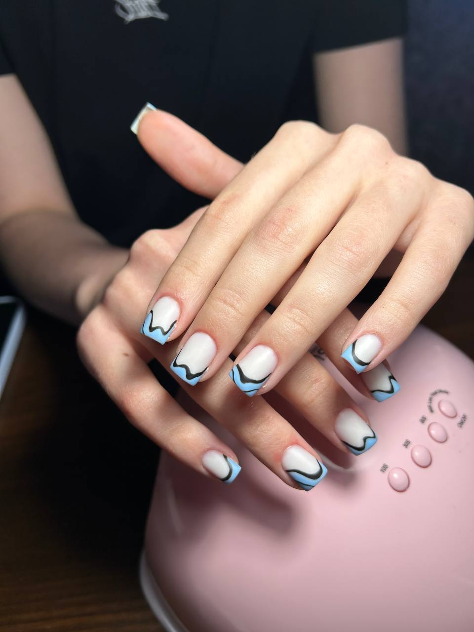 Хвилястий дизайн